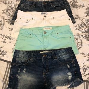 4 pairs of short shorts